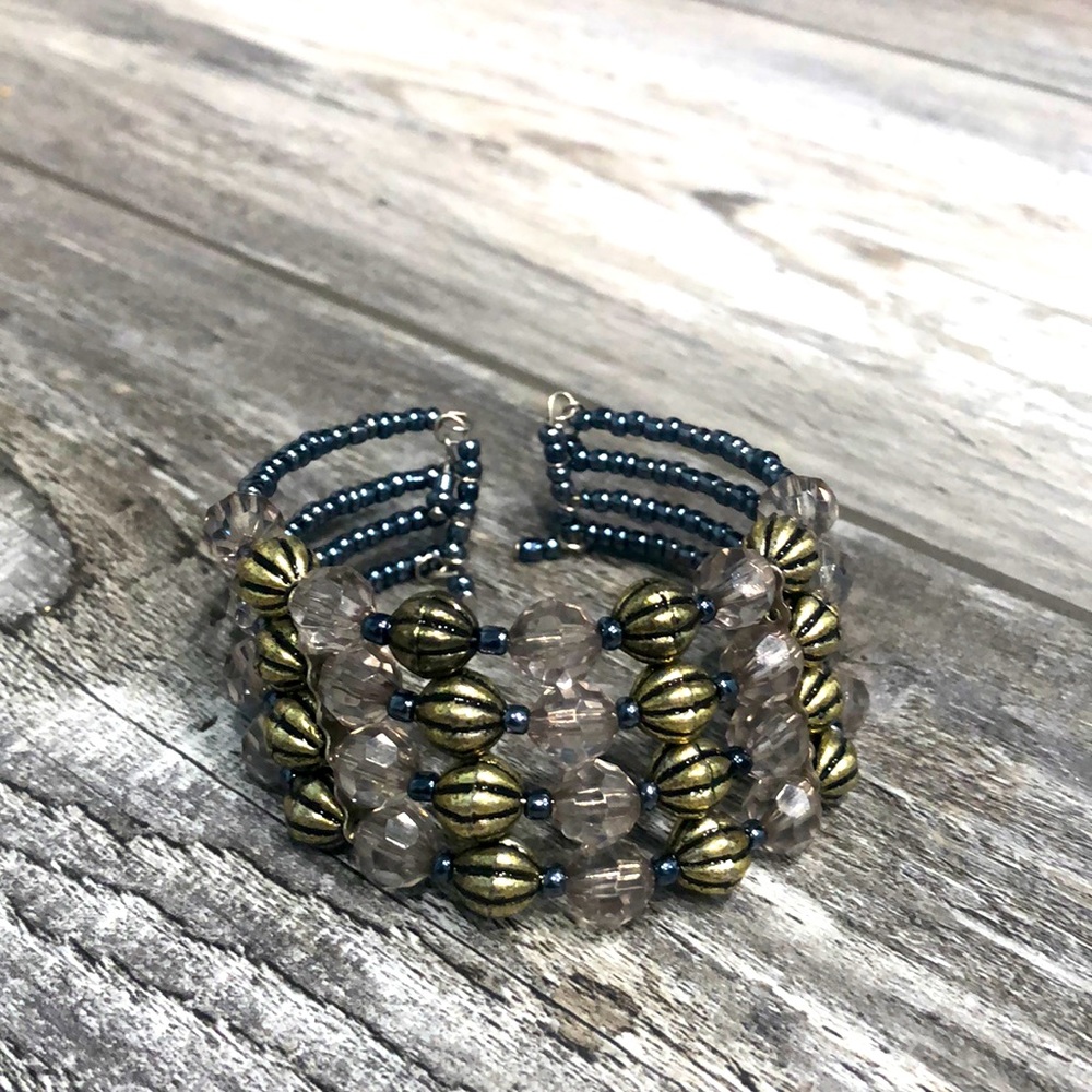 Blue beaded bracelet